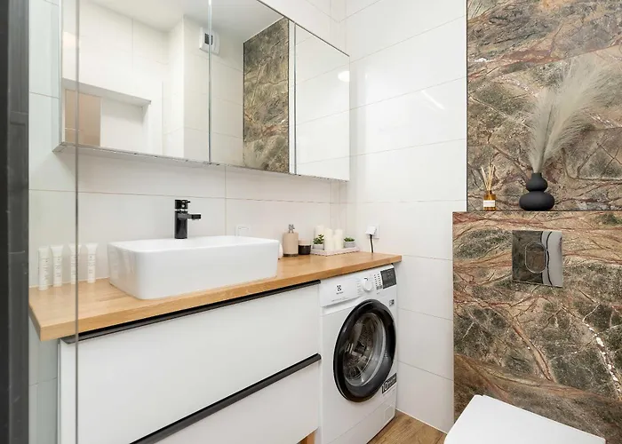 شقة Elegancki W Centrum Gdanska Z Klimatyzatorem I Parkingiem By Renters Prestige